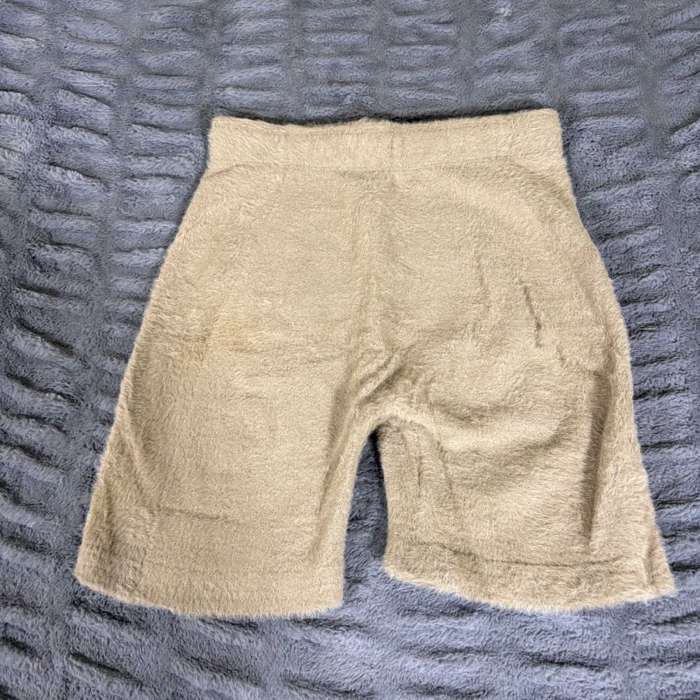 Gymshark x Whitney Simmons Eyelash Knit Shorts Beige Taupe Medium B4A4G